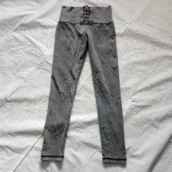 Aerie Size Medium High-Rise Lace-Up Gray Jeans - Picture 3 of 9